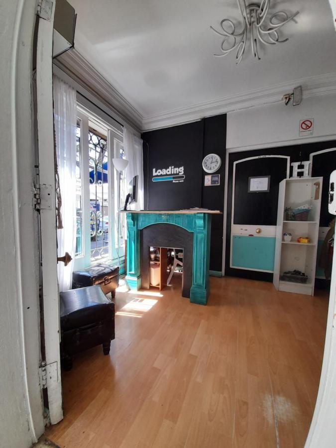 Atacama Hostel Backpackers ซานติอาโก ภายนอก รูปภาพ