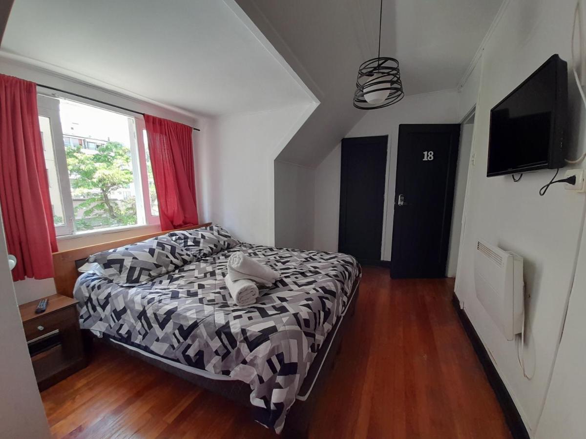 Atacama Hostel Backpackers ซานติอาโก ภายนอก รูปภาพ