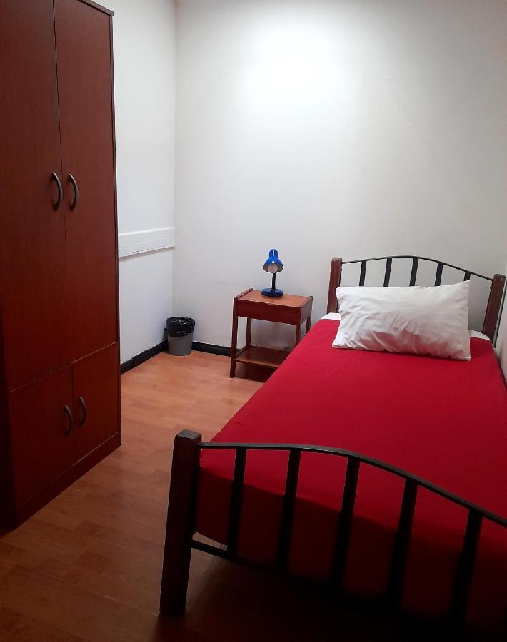 Atacama Hostel Backpackers ซานติอาโก ภายนอก รูปภาพ