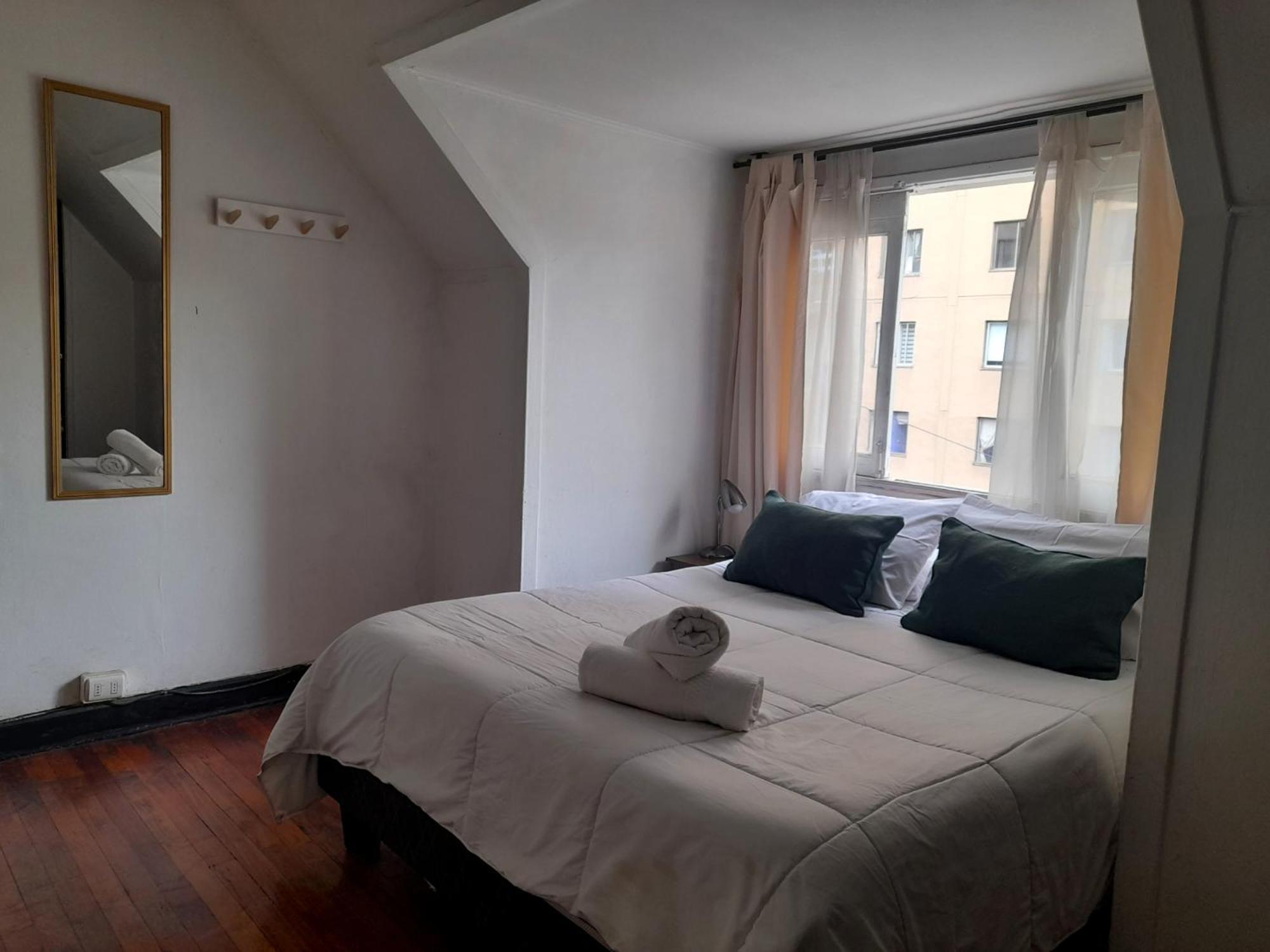 Atacama Hostel Backpackers ซานติอาโก ภายนอก รูปภาพ
