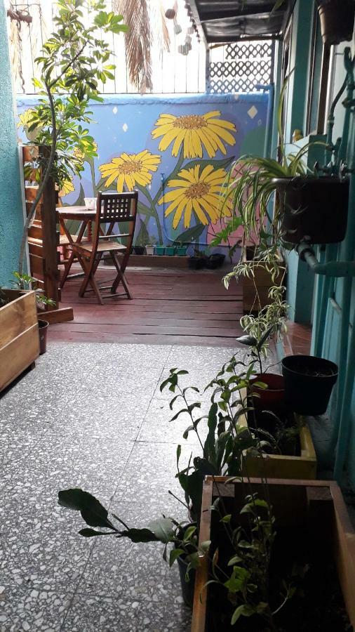Atacama Hostel Backpackers ซานติอาโก ภายนอก รูปภาพ
