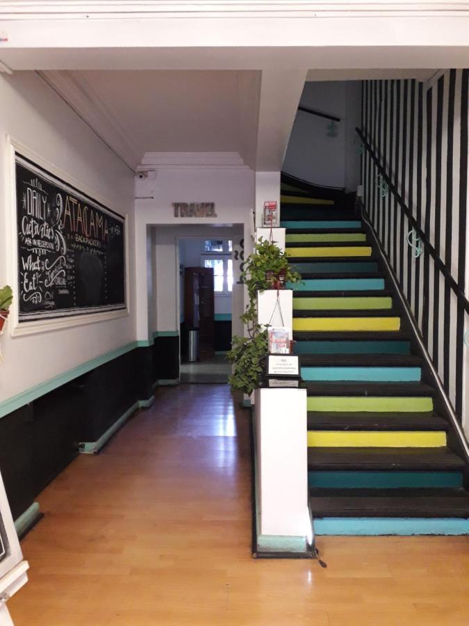 Atacama Hostel Backpackers ซานติอาโก ภายนอก รูปภาพ